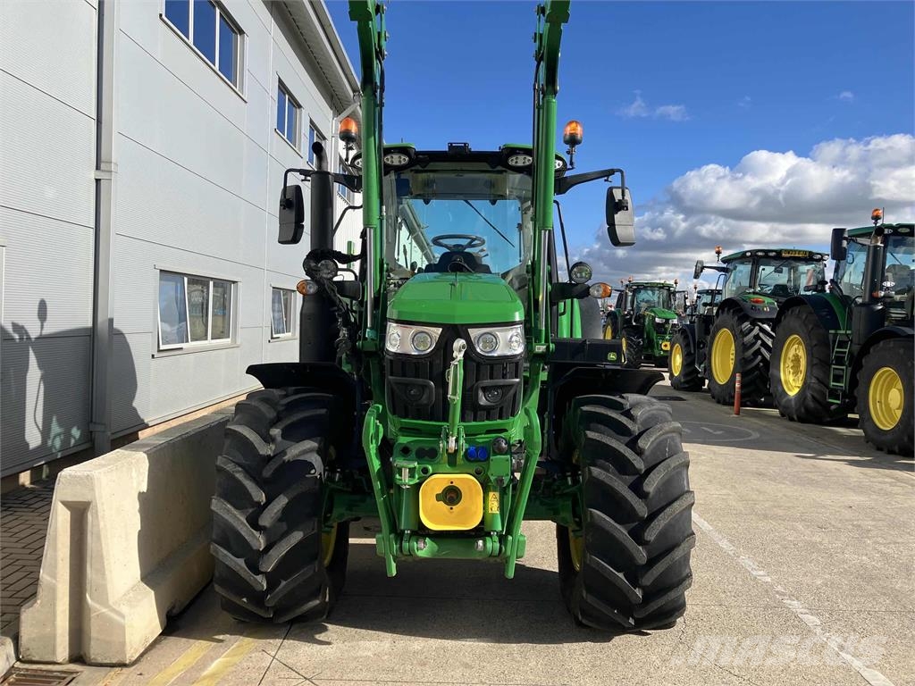 John Deere 6M 130 الجرارات