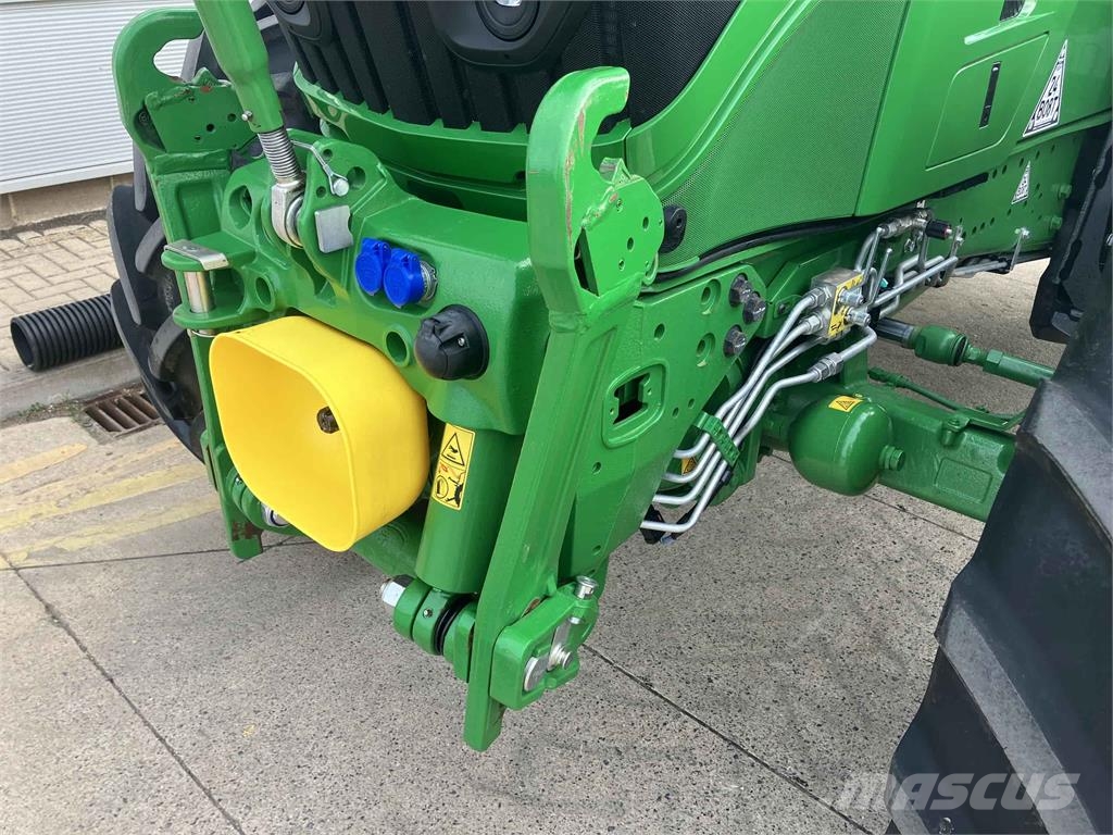 John Deere 6M 155 Traktori