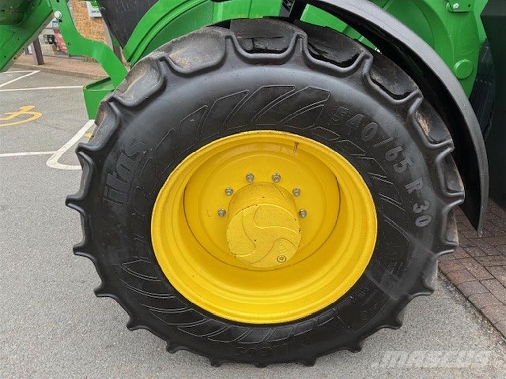 John Deere 6M 185 الجرارات
