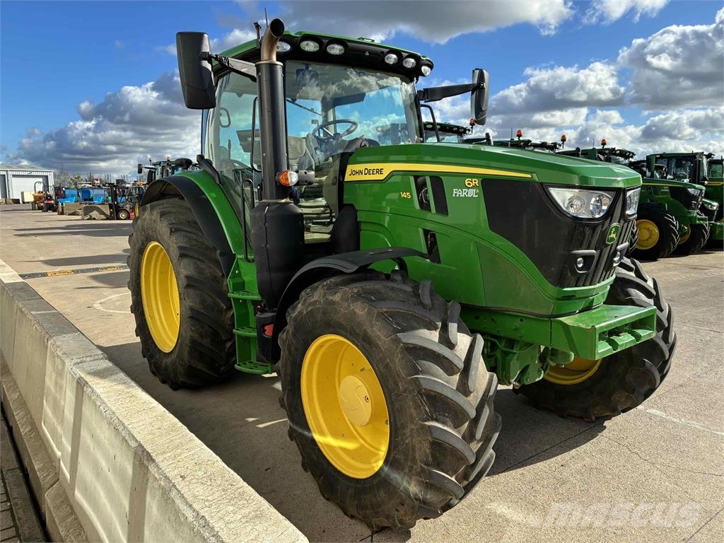 John Deere 6R 145 الجرارات