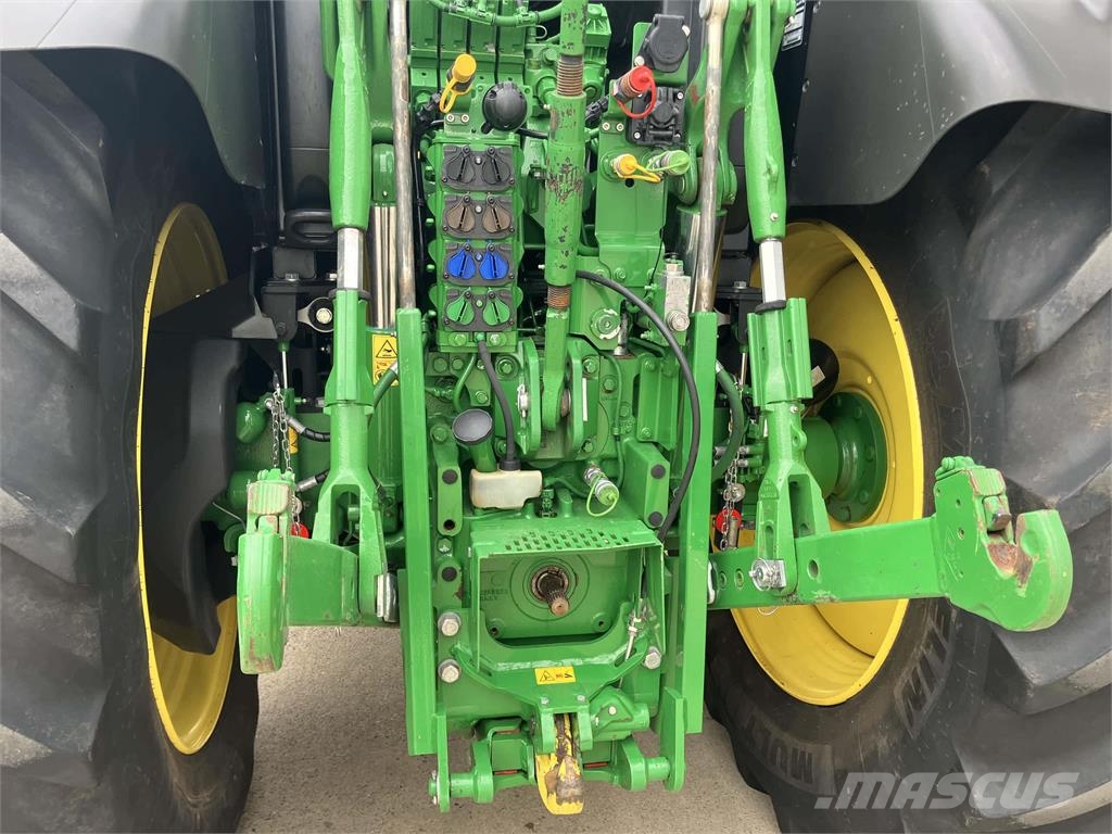 John Deere 6R 155 Traktory
