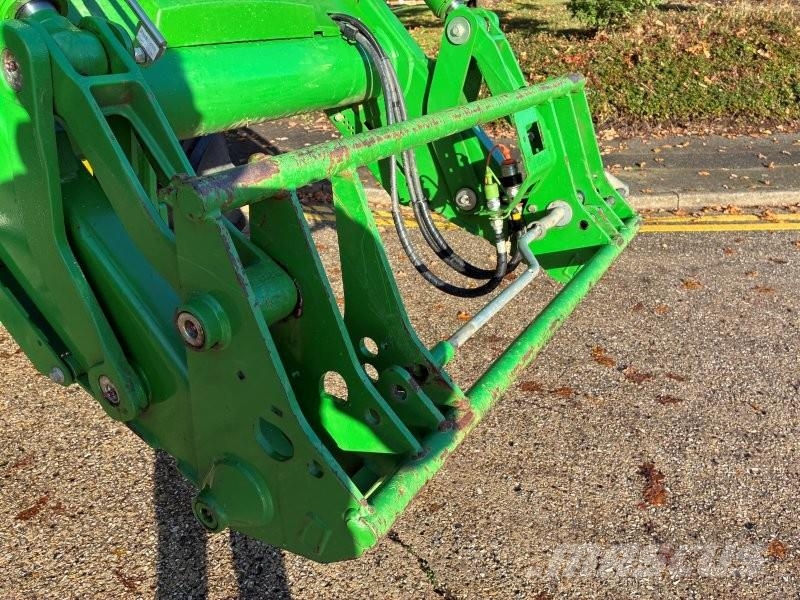 John Deere 6R 175 الجرارات