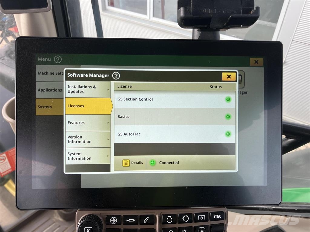 John Deere 6R 215 Tractors