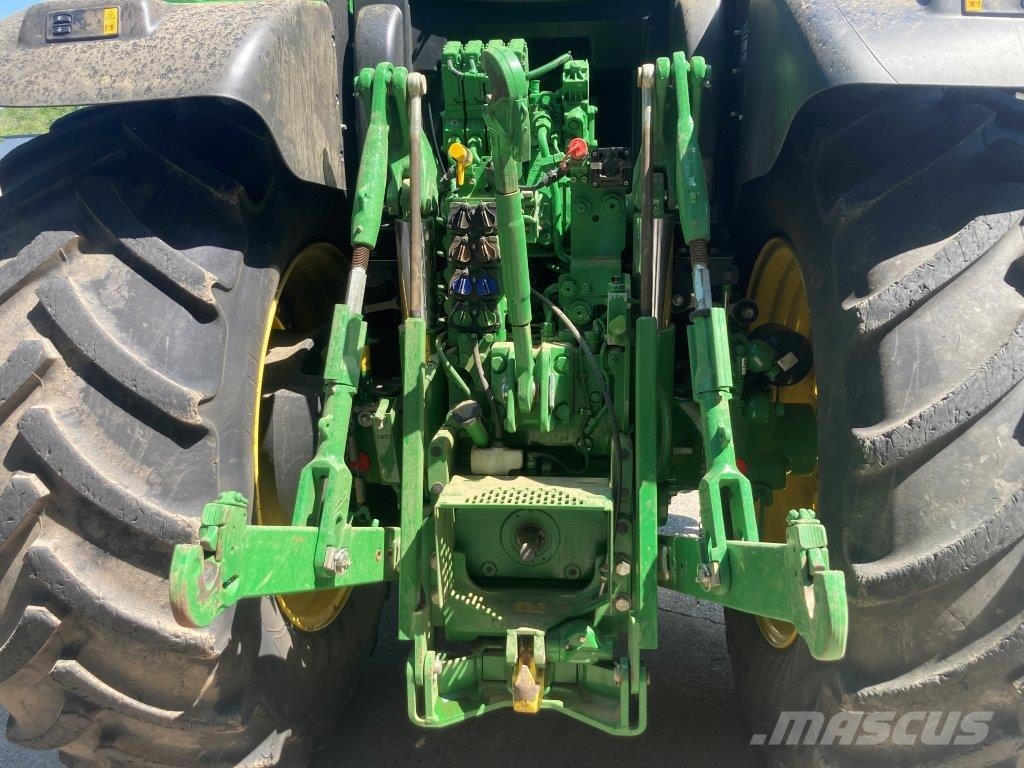 John Deere 6R 215 Traktori