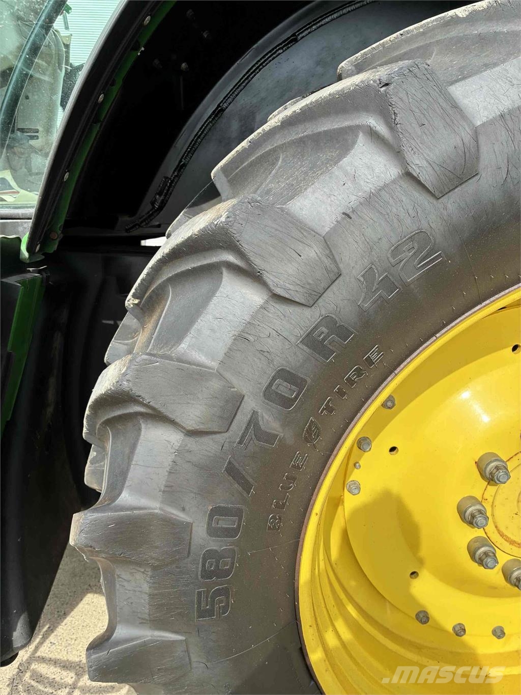 John Deere 6R 215 Tractors
