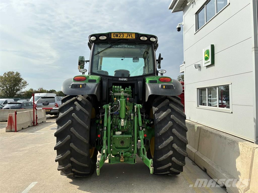 John Deere 6R 215 Tractors