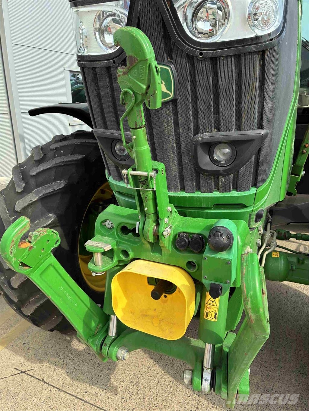 John Deere 6R 215 Tractors