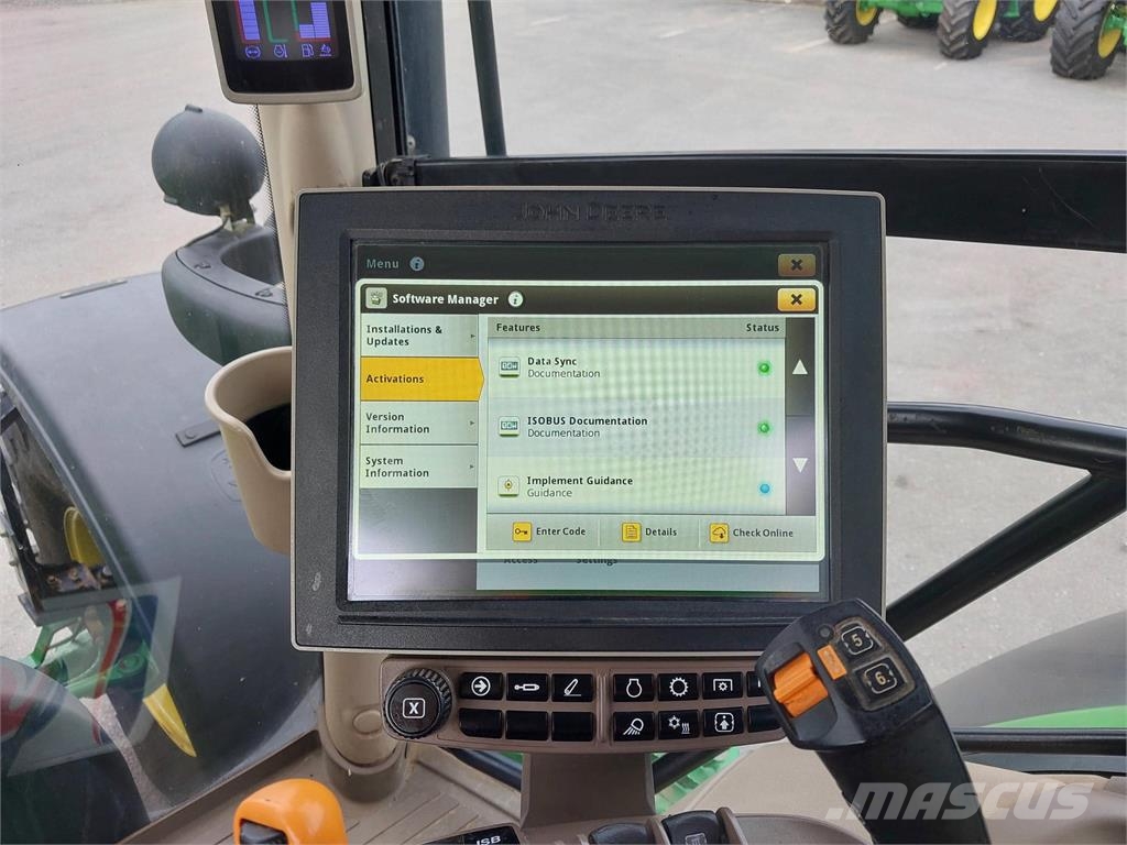 John Deere 6R 215 Tractors
