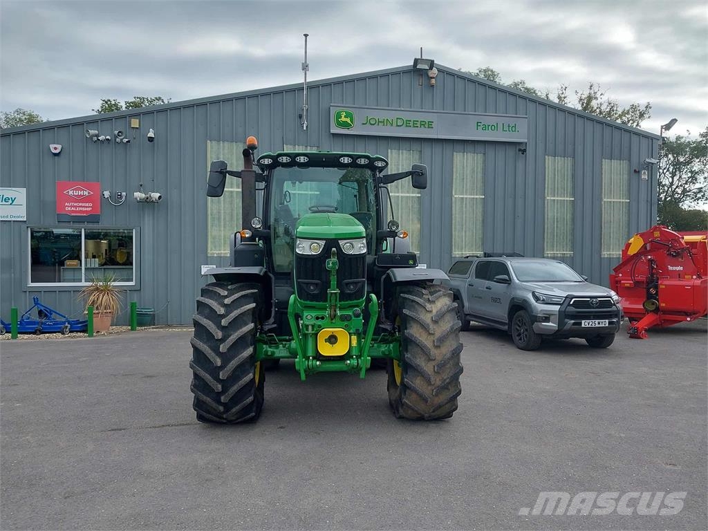 John Deere 6R 215 Tractors