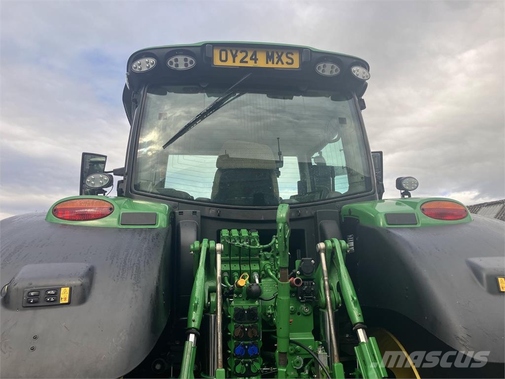 John Deere 6R 215 Трактори