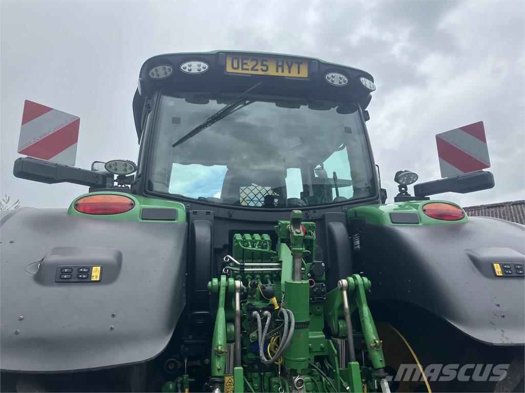 John Deere 6R 215 Traktorid