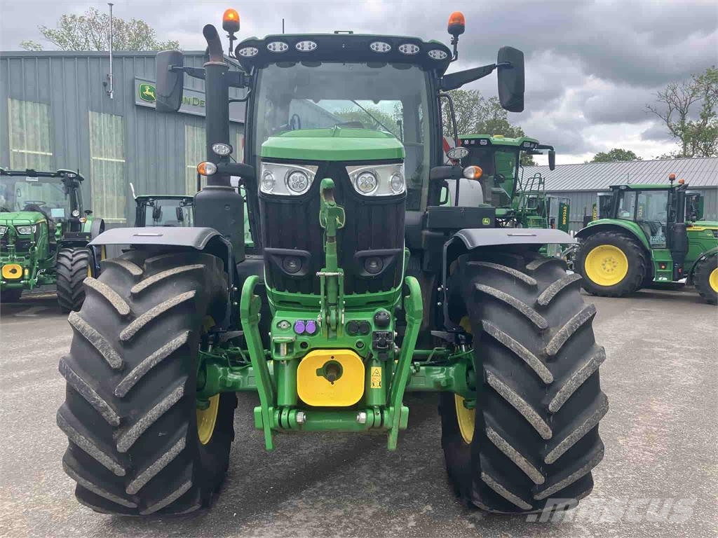 John Deere 6R 215 Traktorid