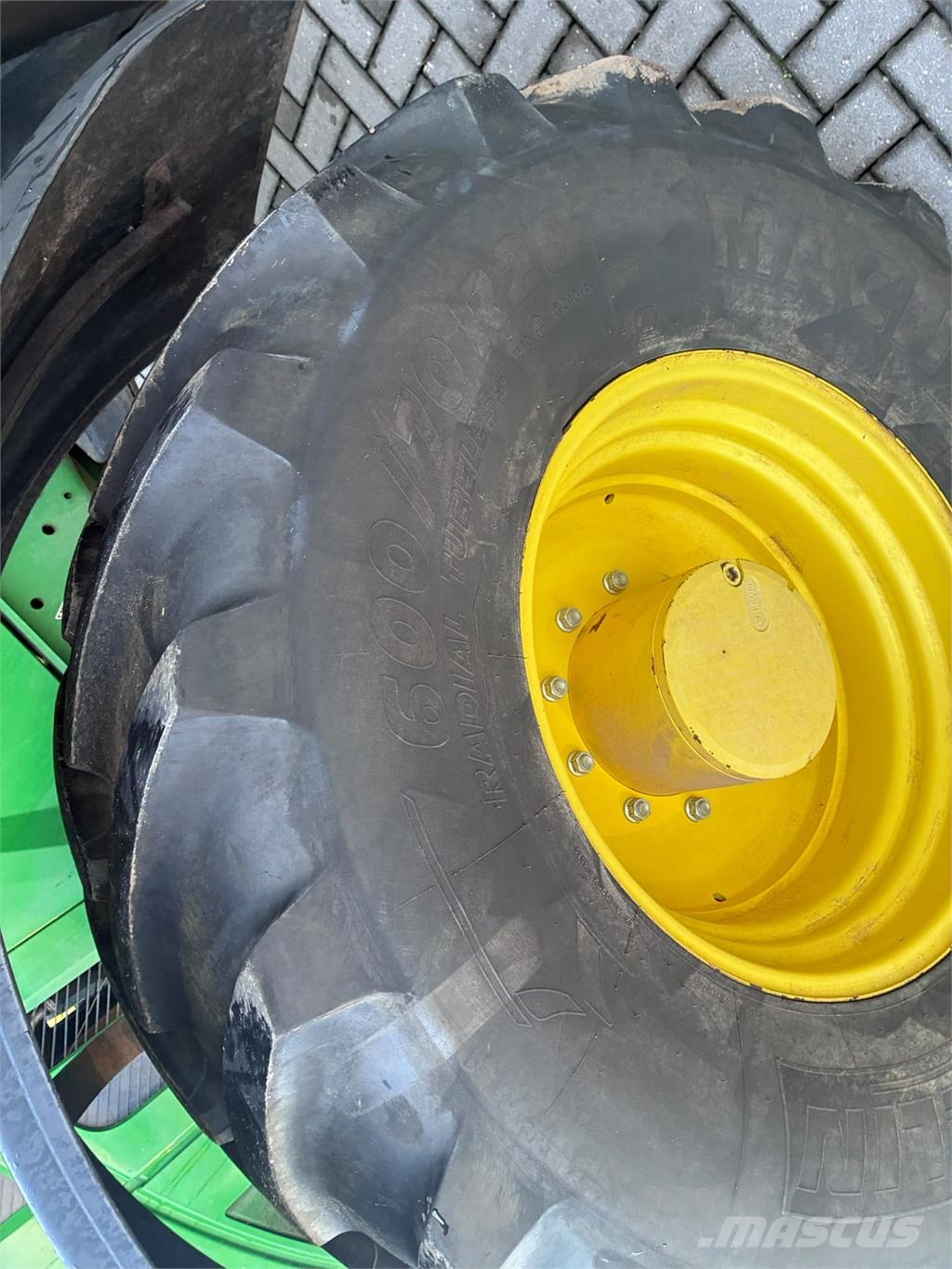 John Deere 6R 250 Traktori