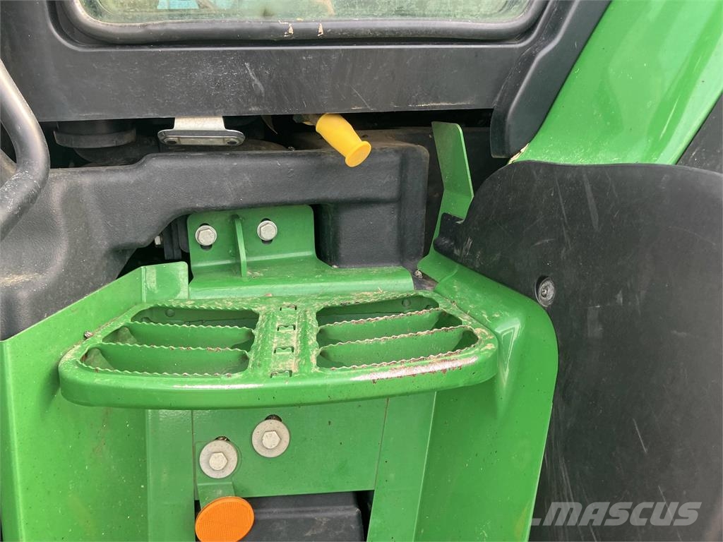 John Deere 6R 250 Trattori