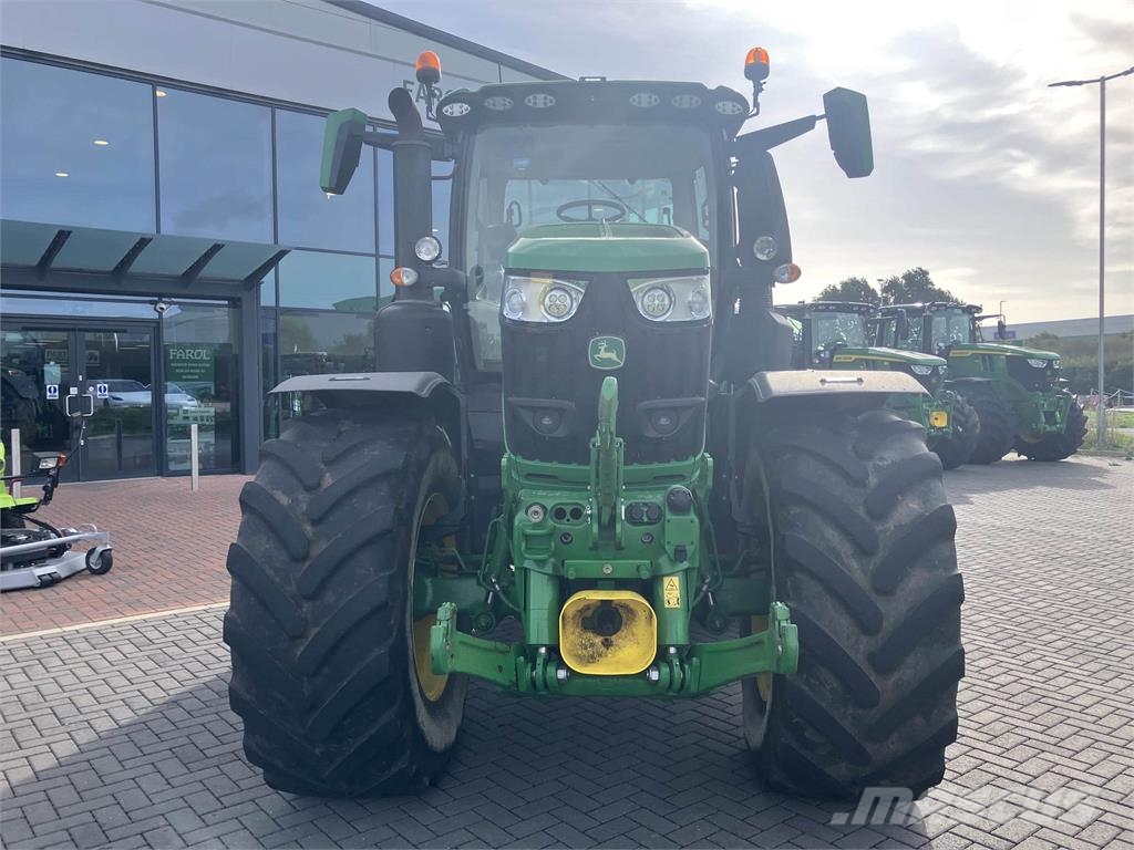 John Deere 6R 250 Trattori