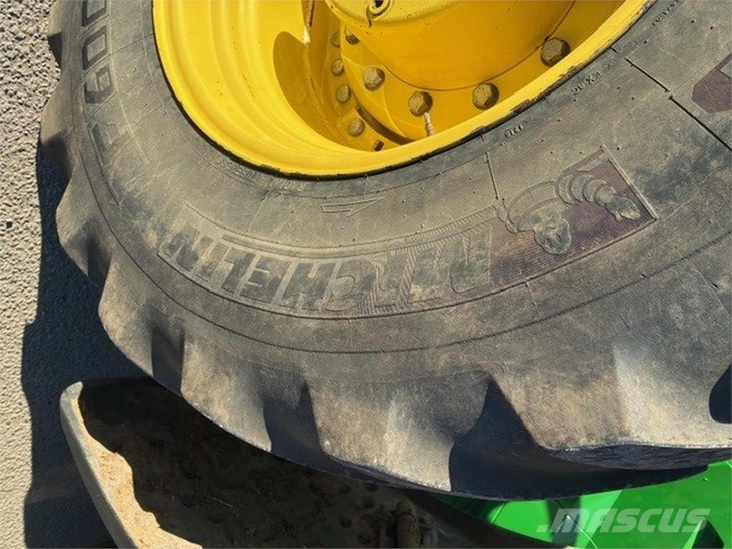 John Deere 7250R Tractors
