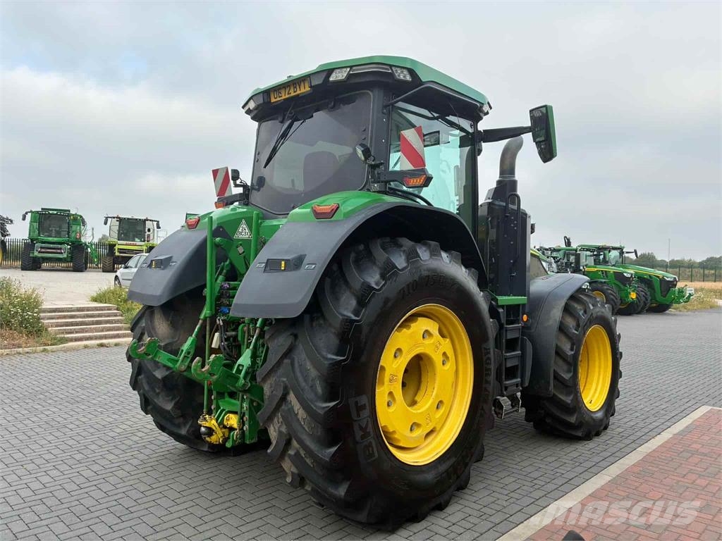 John Deere 7R 330 Трактори
