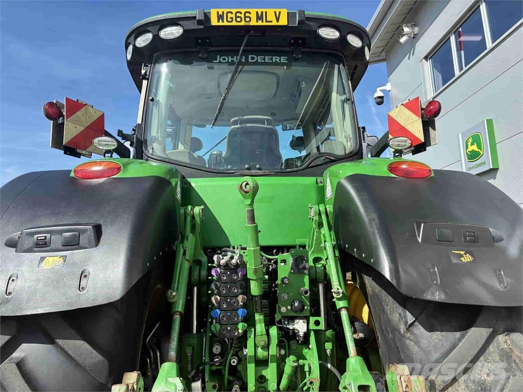 John Deere 8370R Traktoren