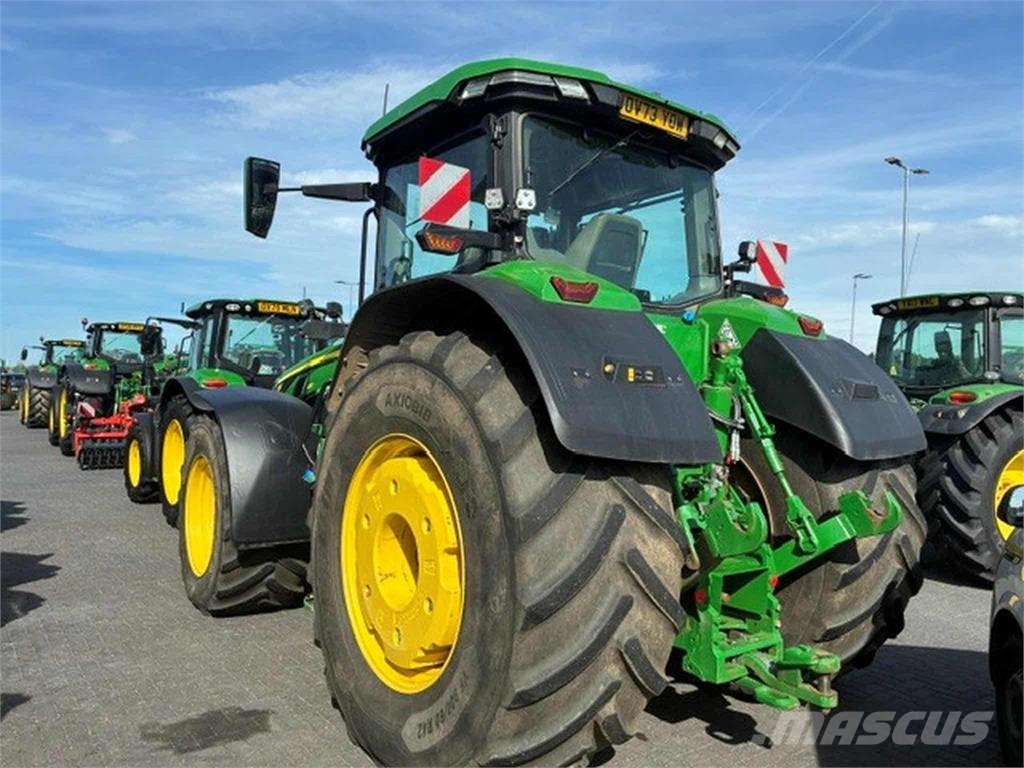 John Deere 8R 410 Traktoren