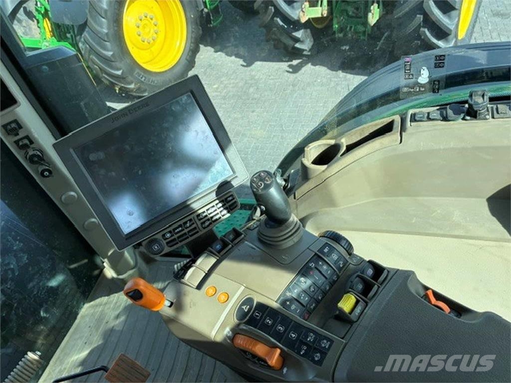 John Deere 8R 410 Traktoren