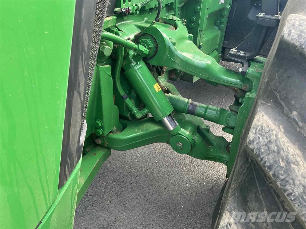 John Deere 8R 410 Traktoren