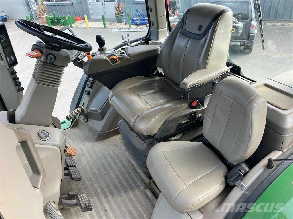 John Deere 8R 410 Traktoren