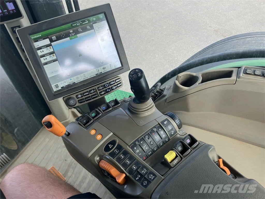 John Deere 8R 410 Traktoren