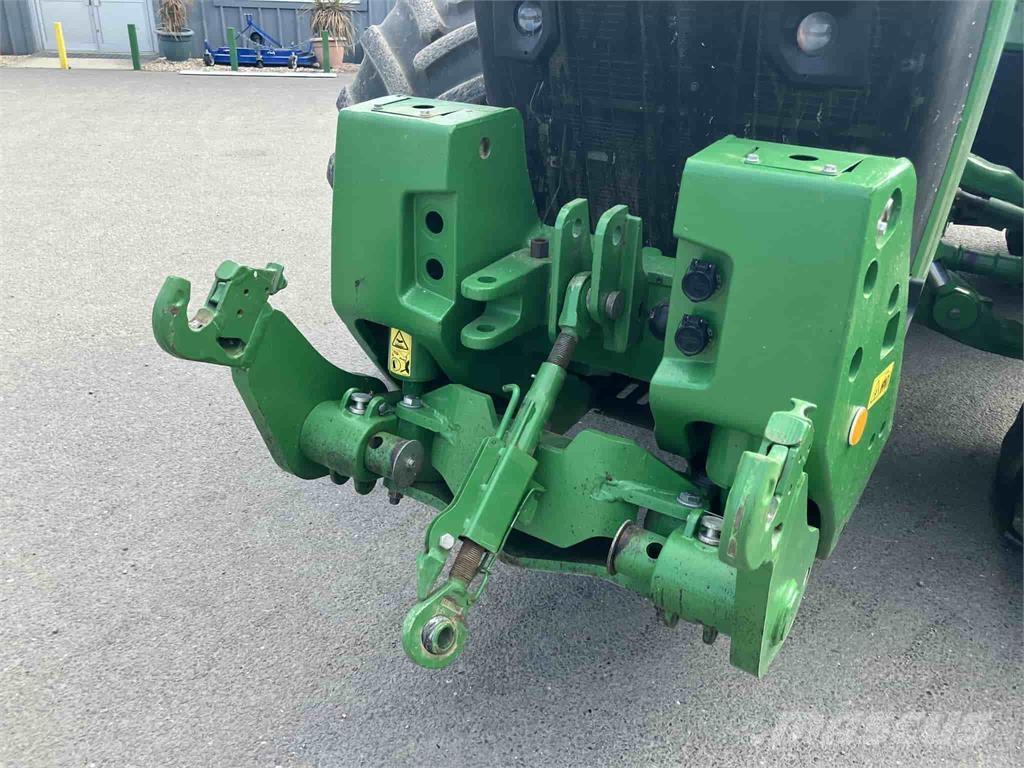 John Deere 8R 410 Traktoren