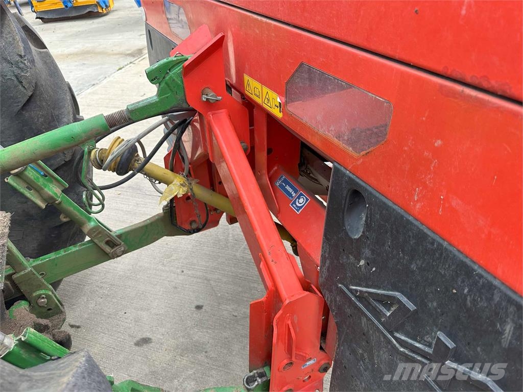 John Deere Axis 40.1W Flüssigdüngerstreuer