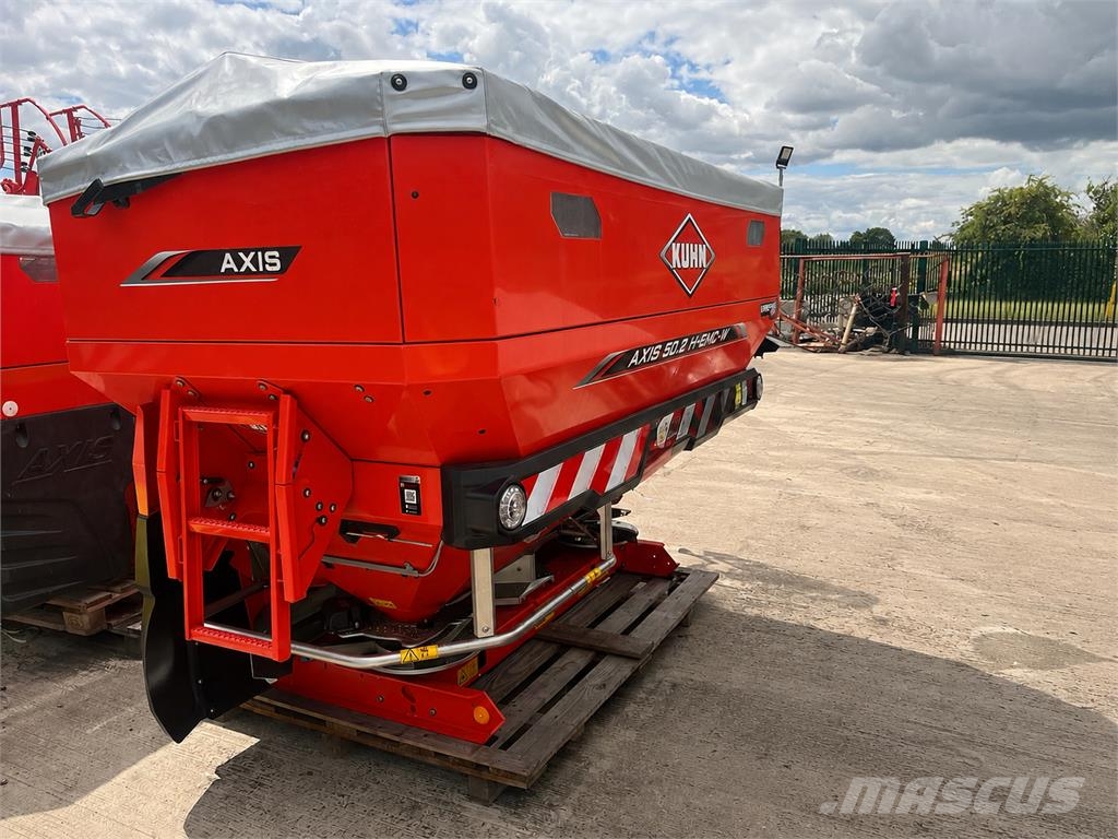 John Deere AXIS 50.2 H EMC W ISO PRO معدات رش أسمدة