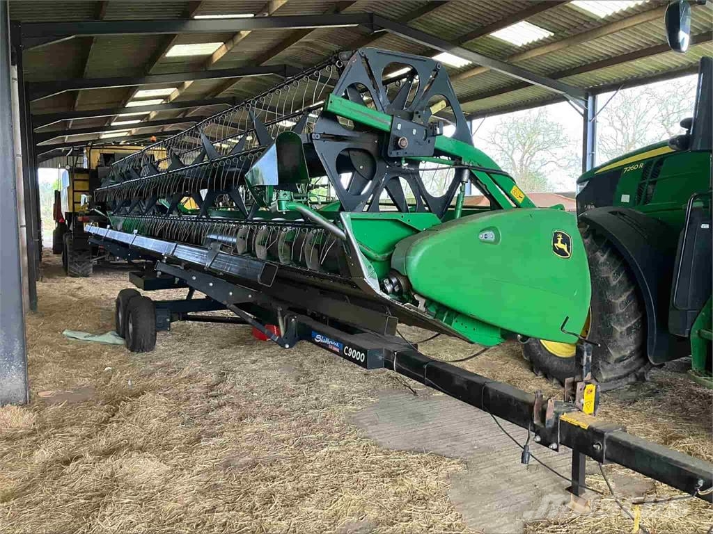 John Deere C670i Mähdrescher