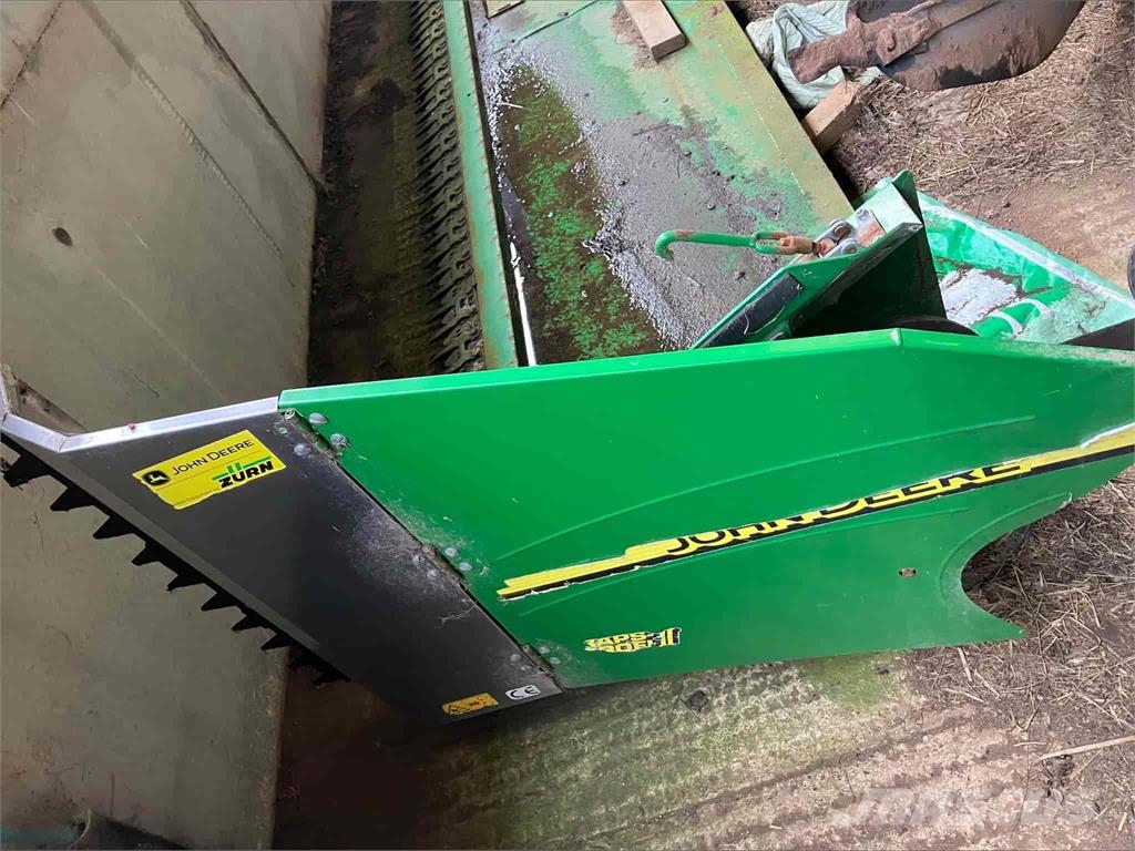 John Deere C670i Mähdrescher