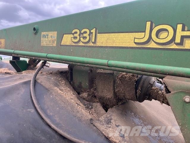 John Deere Rear 331 معدات أخرى لحصاد العلف