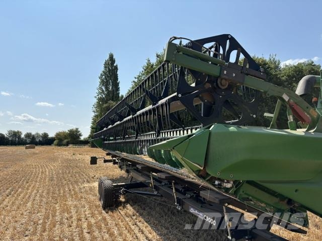 John Deere T670i Combine harvesters