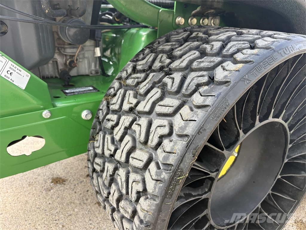 John Deere Z950R Päältäajettavat ruohonleikkurit