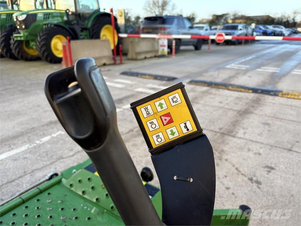 John Deere Z997R Sodo traktoriukai-vejapjovės