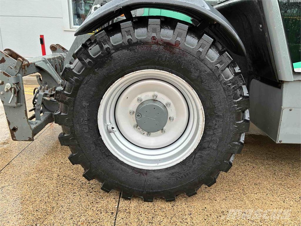 Kramer KT407 معدات مناولة لأغراض الزراعة