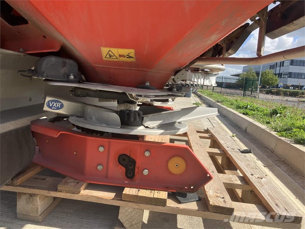 Kuhn Axis 40.2 H-EMC-W folyékony műtrágya permetező