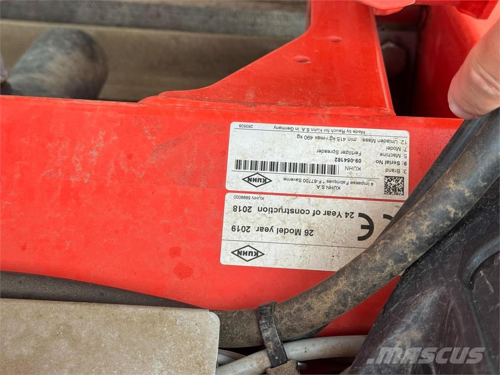 Kuhn AXIS 40.2 M-EMC-W Trosilniki mineralnega gnojila