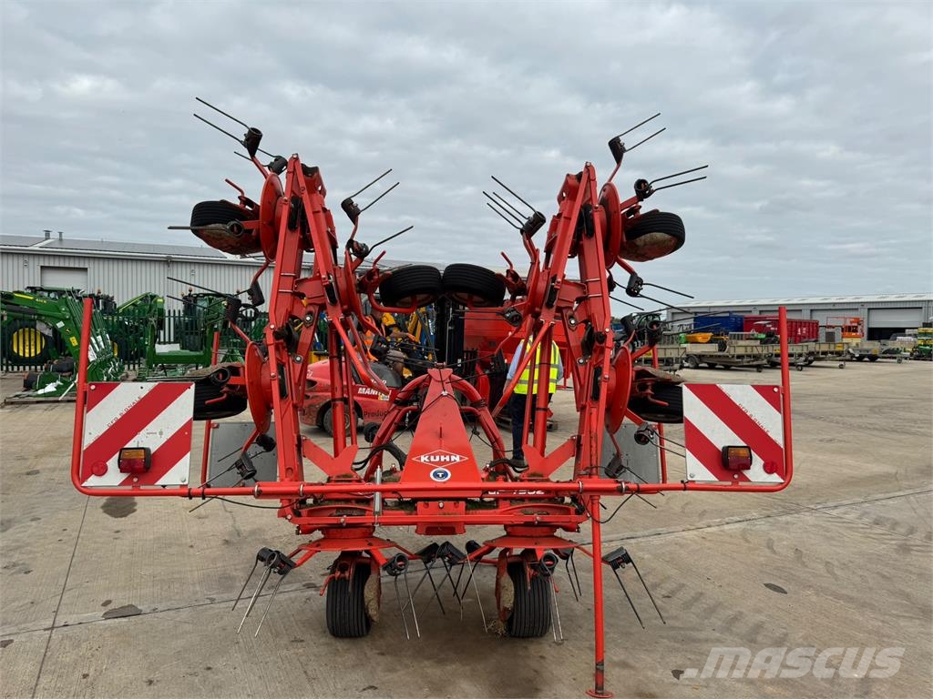 Kuhn Axis 50.2 M-EMC-W Trosilniki mineralnega gnojila