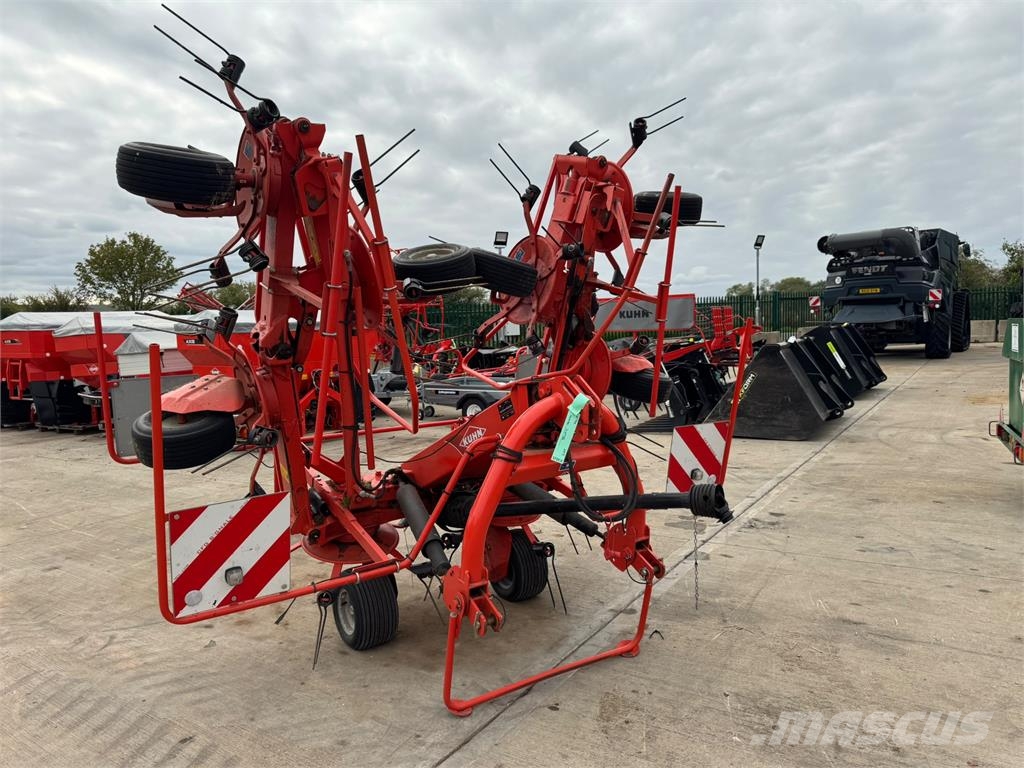 Kuhn Axis 50.2 M-EMC-W Trosilniki mineralnega gnojila