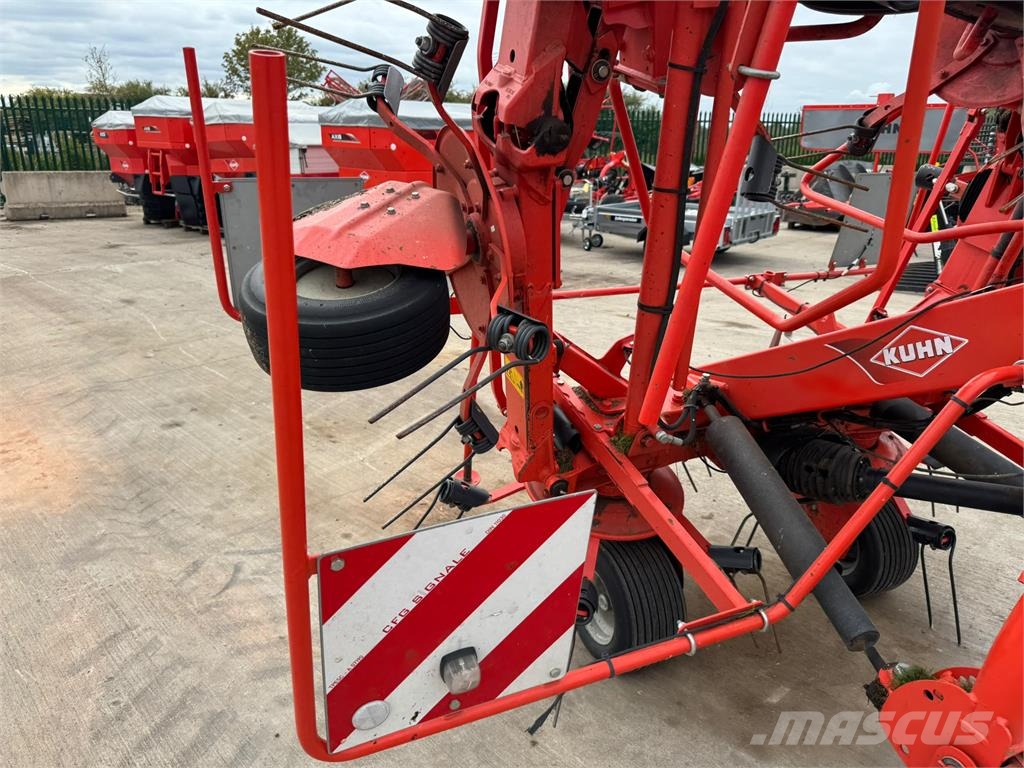 Kuhn Axis 50.2 M-EMC-W Trosilniki mineralnega gnojila