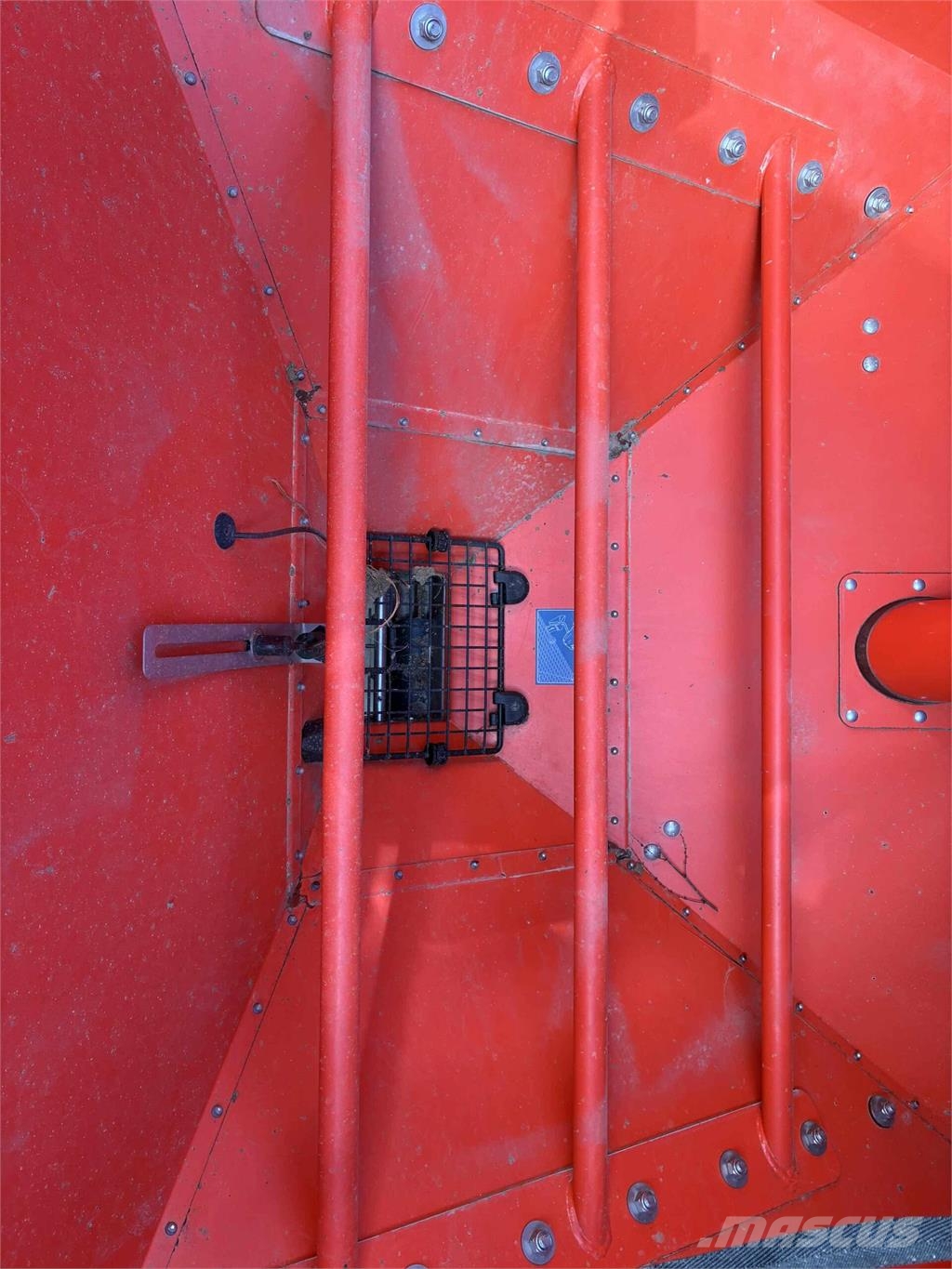 Kuhn Megant 480-36 Drills