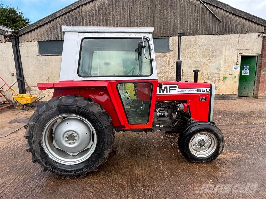 Massey Ferguson 550 Traktorok