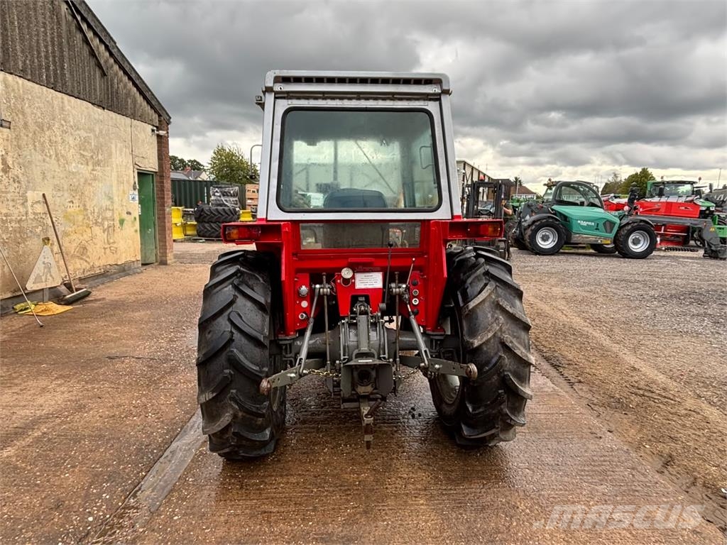 Massey Ferguson 550 Traktorok