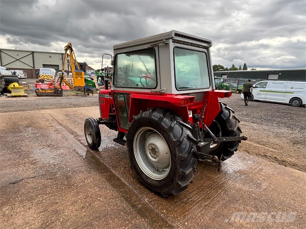 Massey Ferguson 550 Traktorok