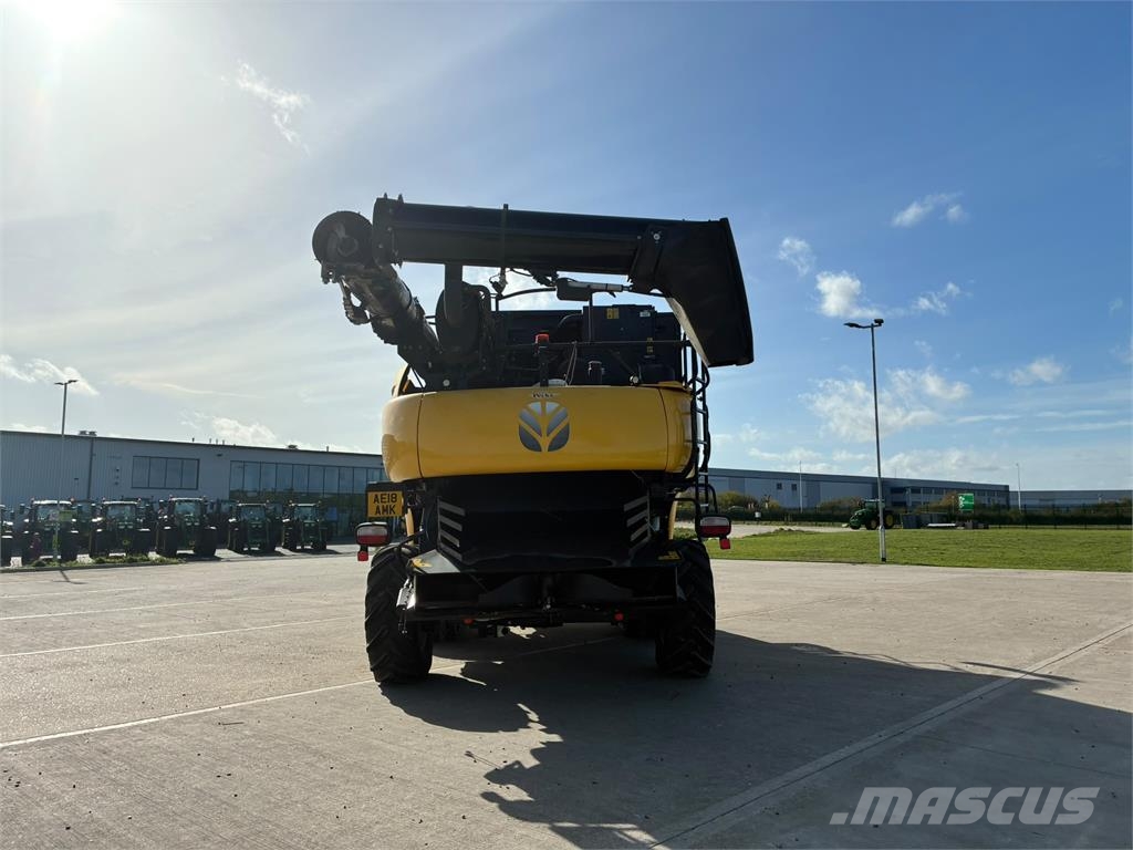 New Holland CR9.90 Skördetröskor