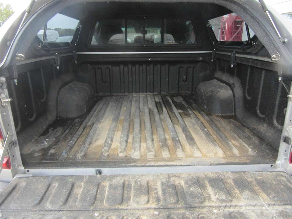 Toyota HILUX INVINCIBLE X Lantbruk - Övrigt