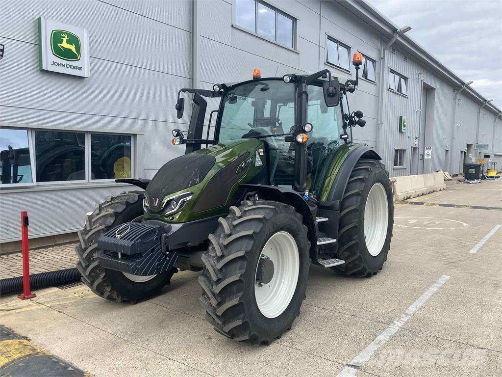 Valtra G125 Tratores