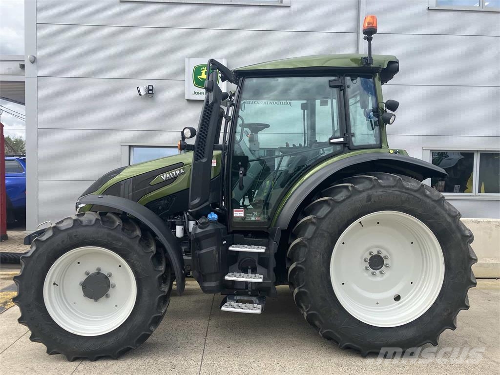 Valtra G125 Tratores
